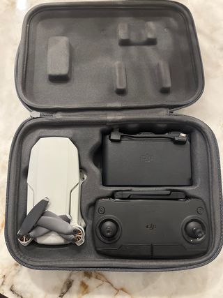 DJI Mavic Mini Drone con Control y Accesorios