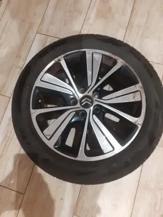 4 Llantas con las ruedas 17 Citroën C4 Grand Picas