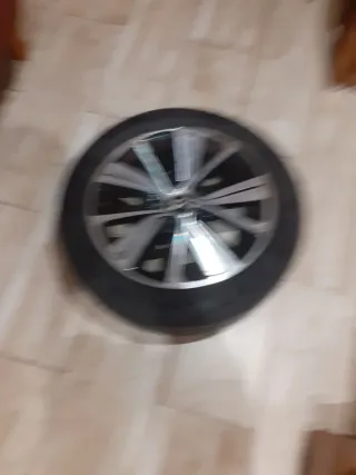 4 Llantas con las ruedas 17 Citroën C4 Grand Picas