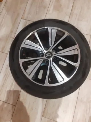 4 Llantas con las ruedas 17 Citroën C4 Grand Picas