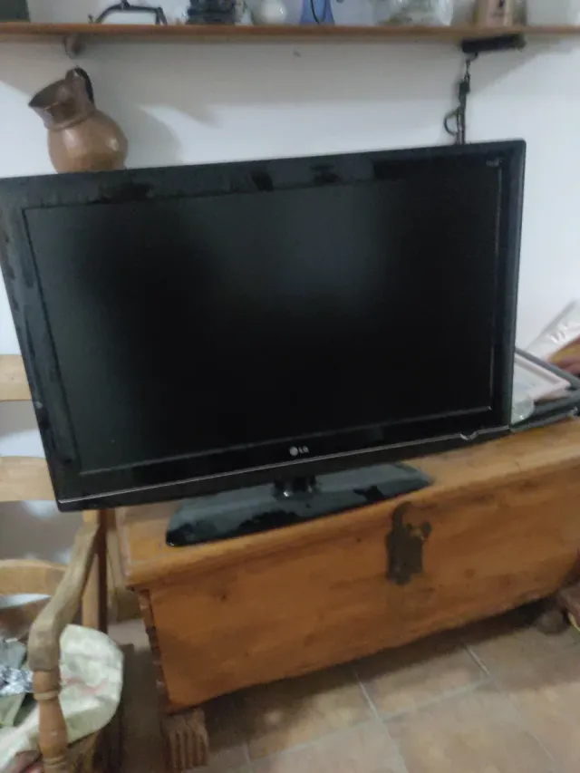 Televisión LG Negra