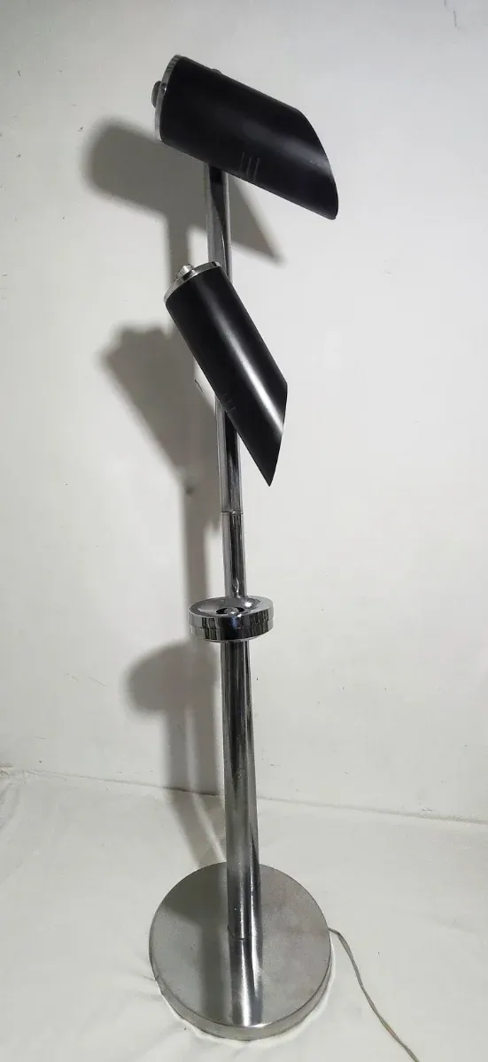 Lámpara de pie vintage metal