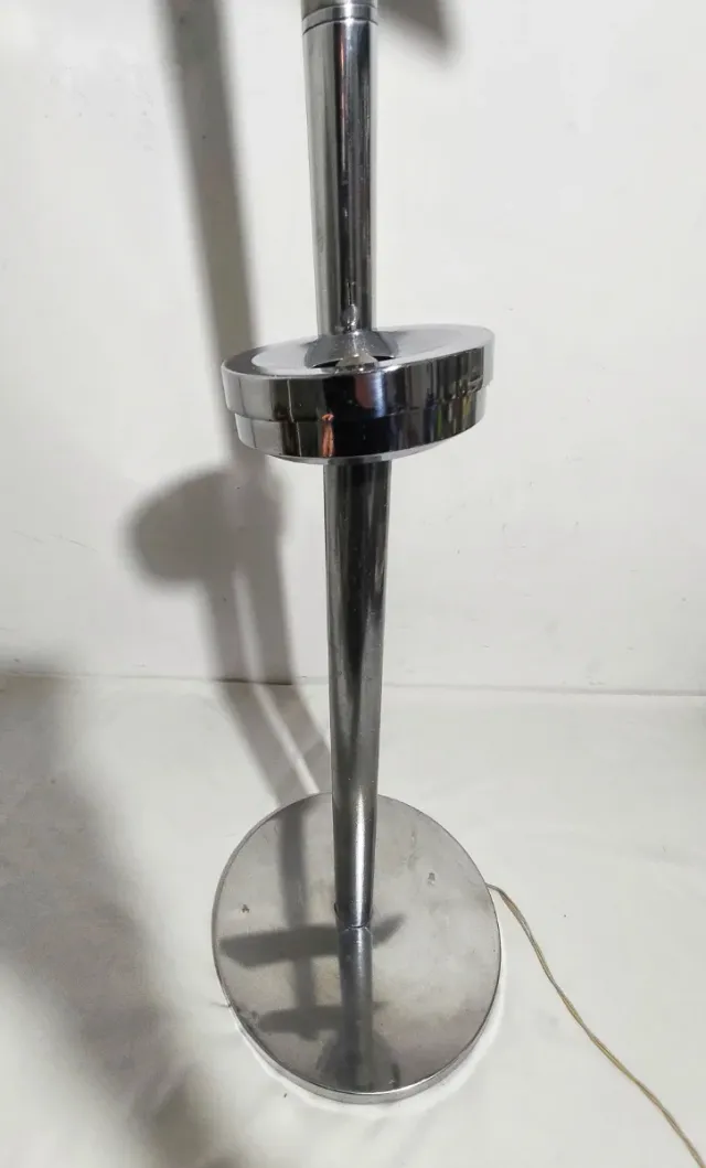 Lámpara de pie vintage metal