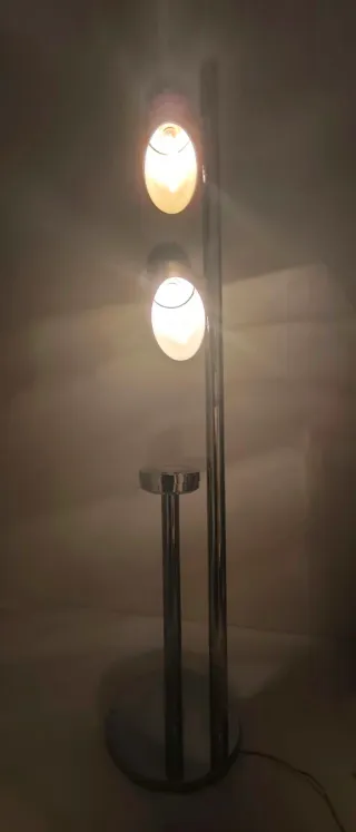 Lámpara de pie vintage metal