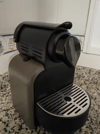 Macchina da caffè Nespresso Delonghi