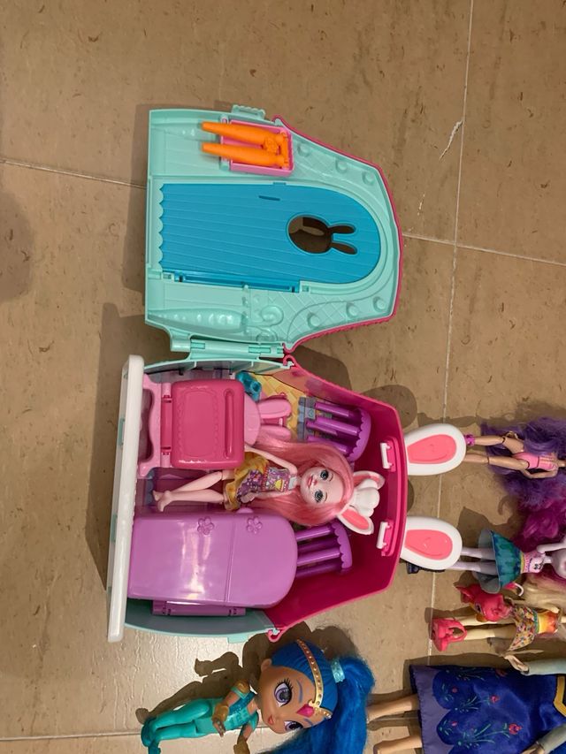 Lote Muñecas y Unicornio Mágico