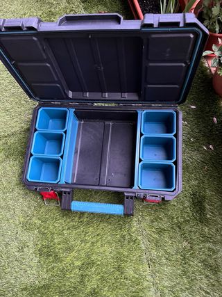 Caja de herramientas Erbauer