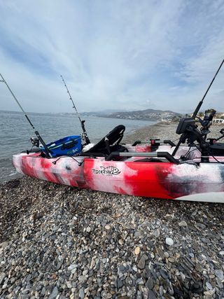 Kayak de pesca casi nuevo