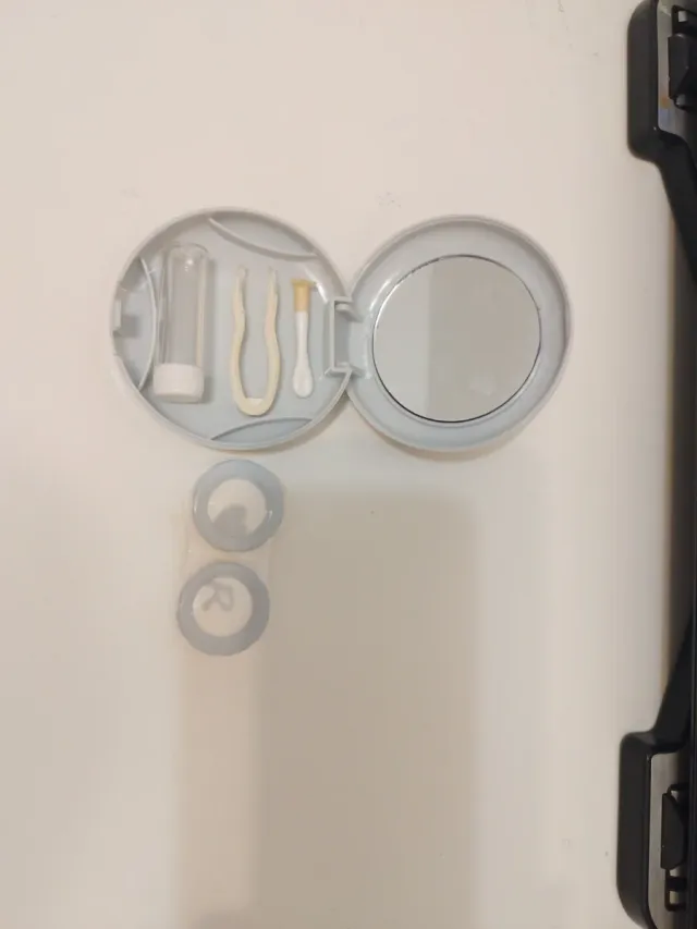 Portalentillas con espejo