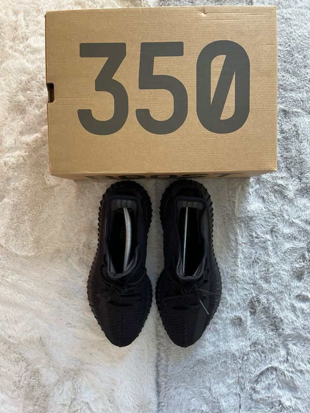 Adidas Yeezy 350 V2 Onyx