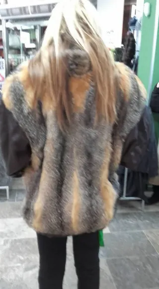 Chaqueta de piel zorro y napa