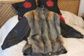 Chaqueta de piel zorro y napa