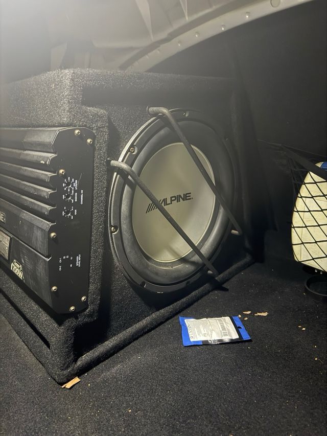 Subwoofer Alpine Negro