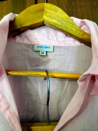 Conjunto Camisa Rosa y Pantalón Negro