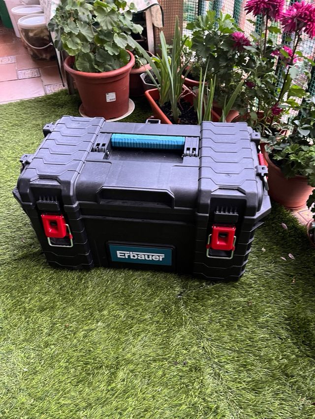 Caja de herramientas Erbauer