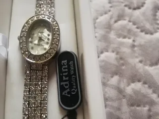 Reloj Adrina Plata Mujer