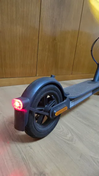 Patinete Eléctrico Xiaomi Mi Electric Scooter 3