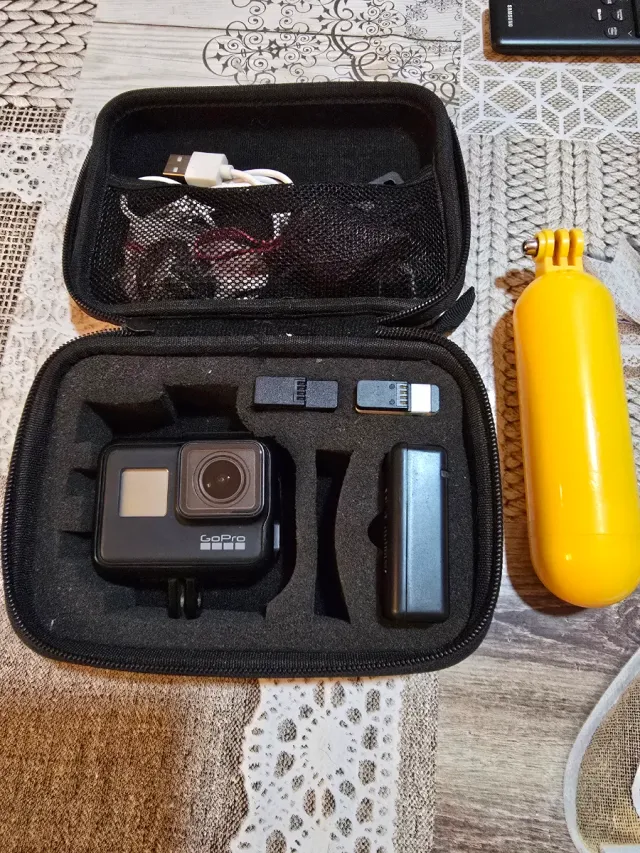 GoPro Hero 7 Black + Accesorios