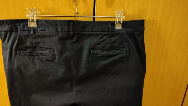 Pantalón chino United Colors of Benetton T.48