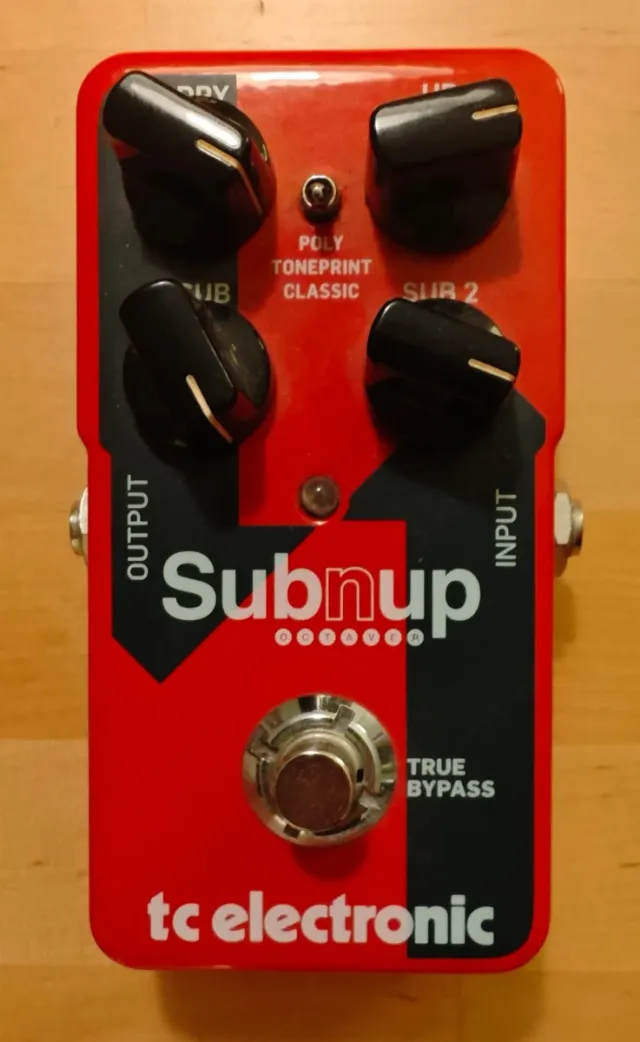 Pedal Octavador TC Electronic Sub 'n' Up