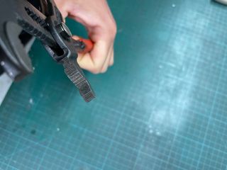 Alicate Pico de Loro Knipex Cobra