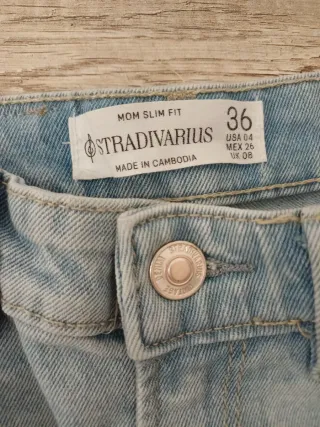 Pantalón vaquero azul claro