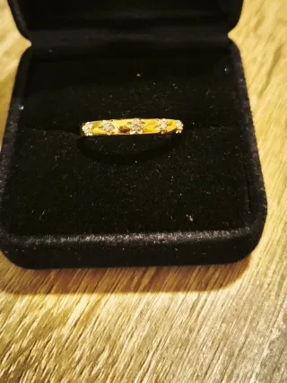Anillo oro y diamantes flores