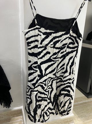 Vestido estampado cebra tirantes