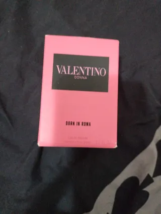 Valentino Donna Born in Roma Colonia