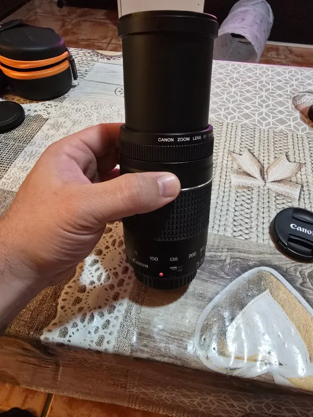 Cámara Canon EOS 4000D + 2 objetivos