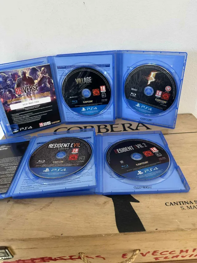 Lotto 4 giochi Resident Evil PS4