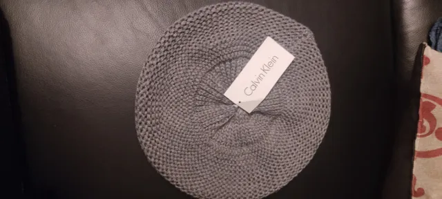 Boina Calvin Klein Cinza Tecida