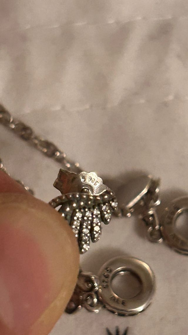 Brincos Asas Pandora e Corrente