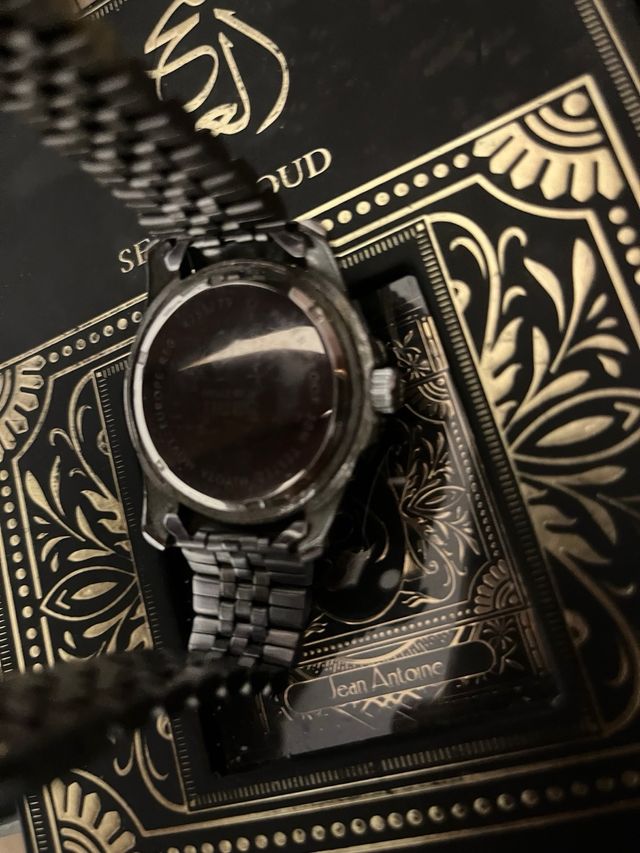 Reloj Sami Negro y Plateado