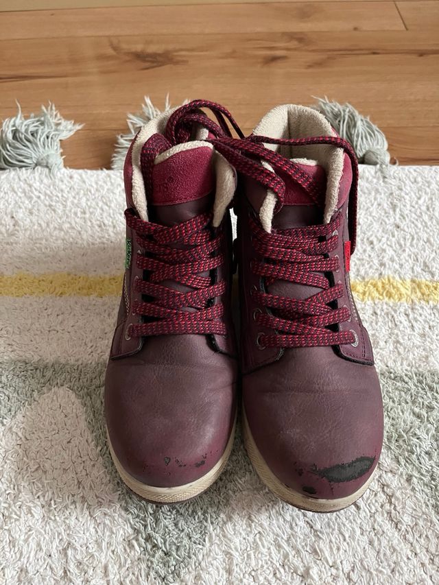 Botas Kickers burdeos talla 32