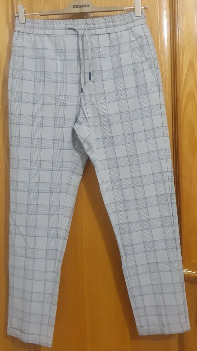 Pantalón cuadros ingleses Zara