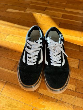 Zapatillas Vans Old Skool Negras Goma