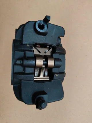 Pinza Freno Trasero Harley Davidson Sportster