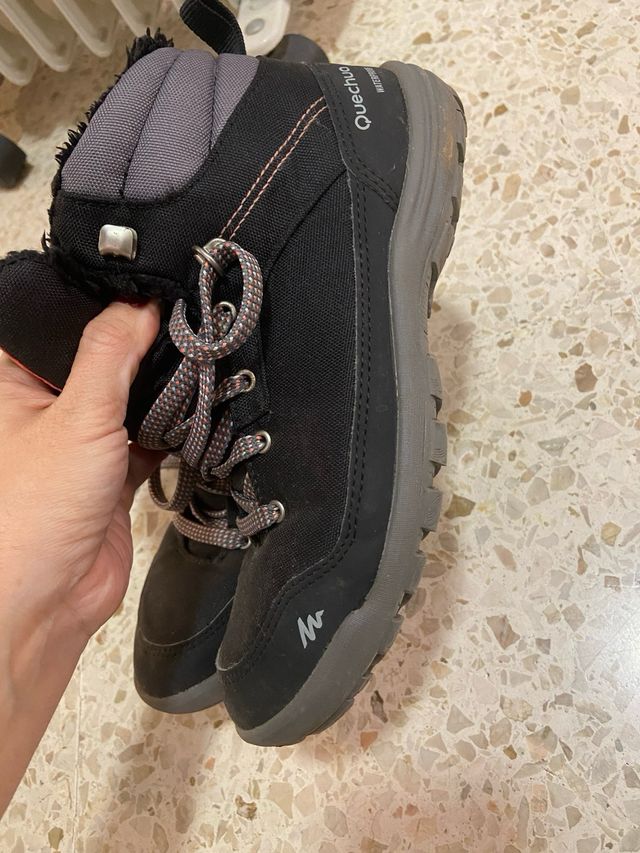 Botas de trekking Quechua Talla 36.