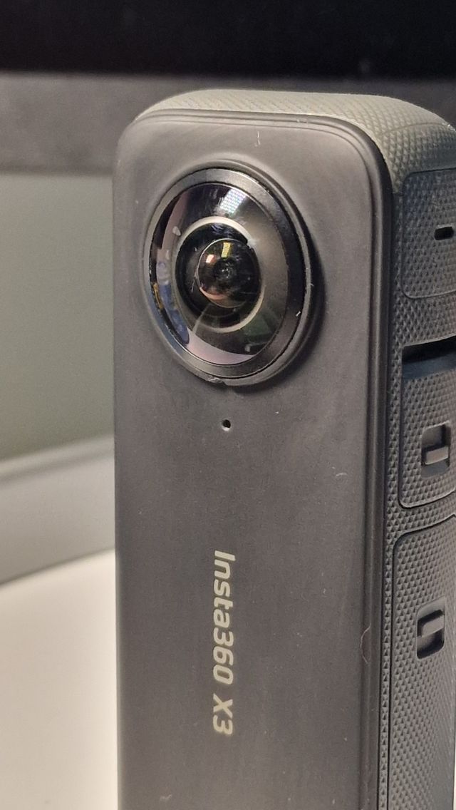 Insta 360 X3