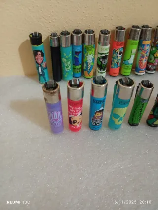 Accendini clipper vintage assortiti