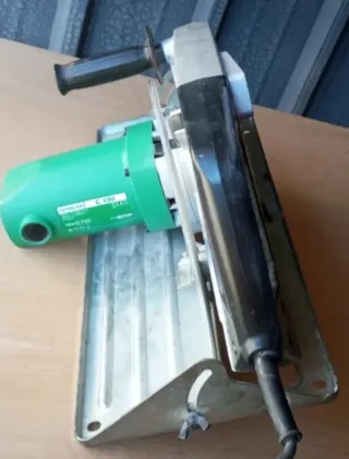 Sierra Circular Hitachi C13U