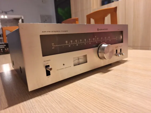 Kenwood KA-3300 sintonizzatore radio AM/FM con display analogico illuminato