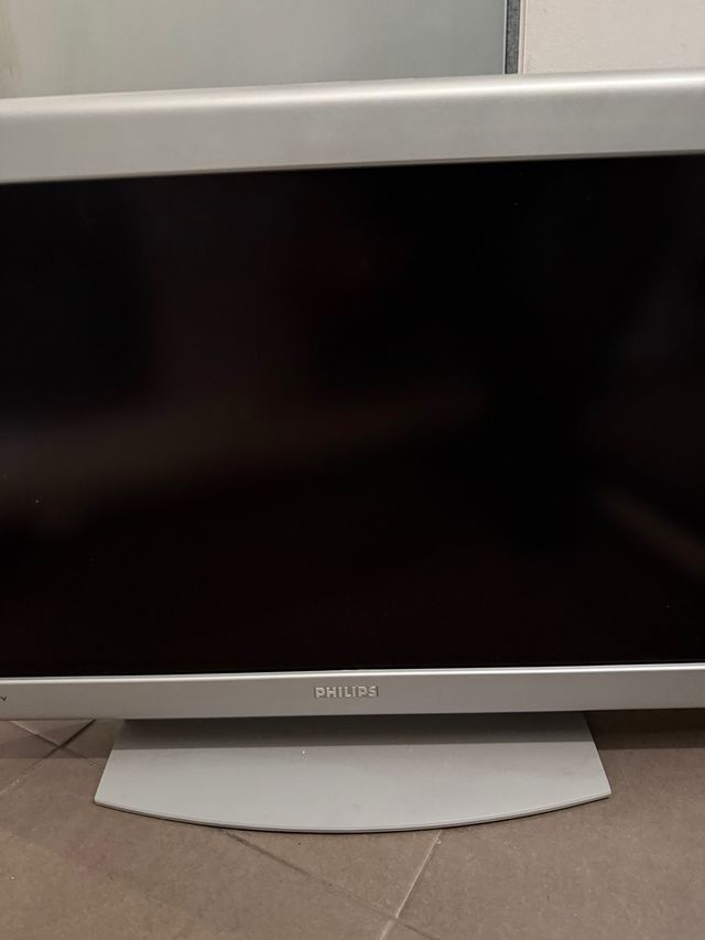 Televisión Philips Plata