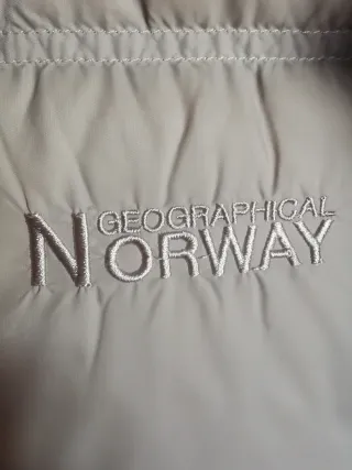 Plumas NORWAY Beige con Capucha y Pelo