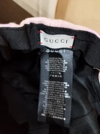Gorra Gucci Rosa y Blanca