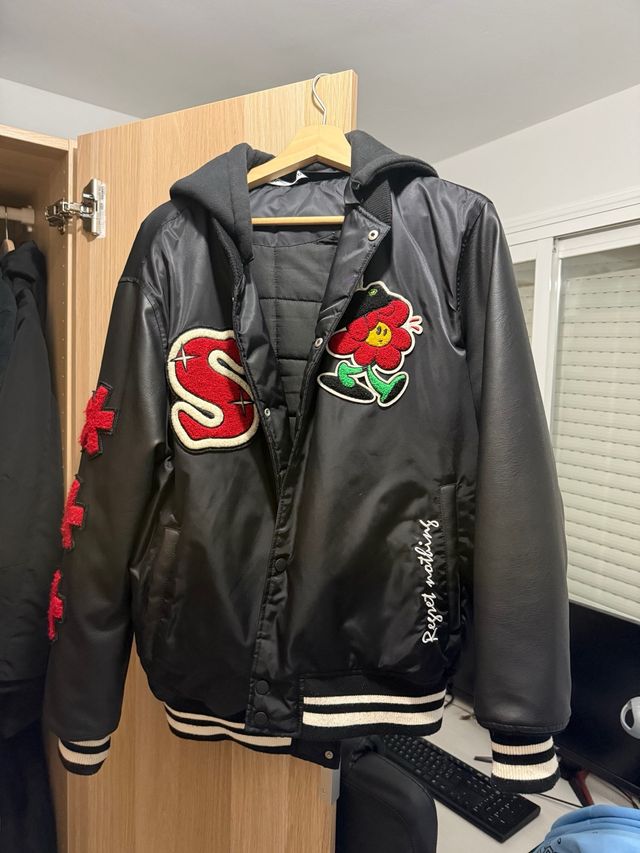 Giacchetta Nera e Rossa con Cappuccio