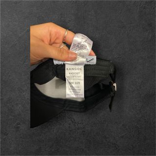 Cappello Kangol in velluto a coste