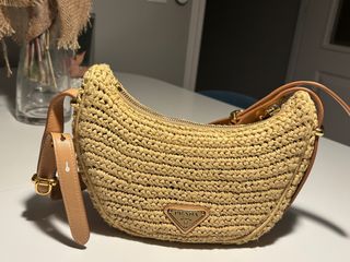 Bolso Prada Hobo Rafia Beige y Dorado
