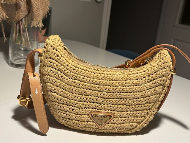 Bolso Prada Hobo Rafia Beige y Dorado
